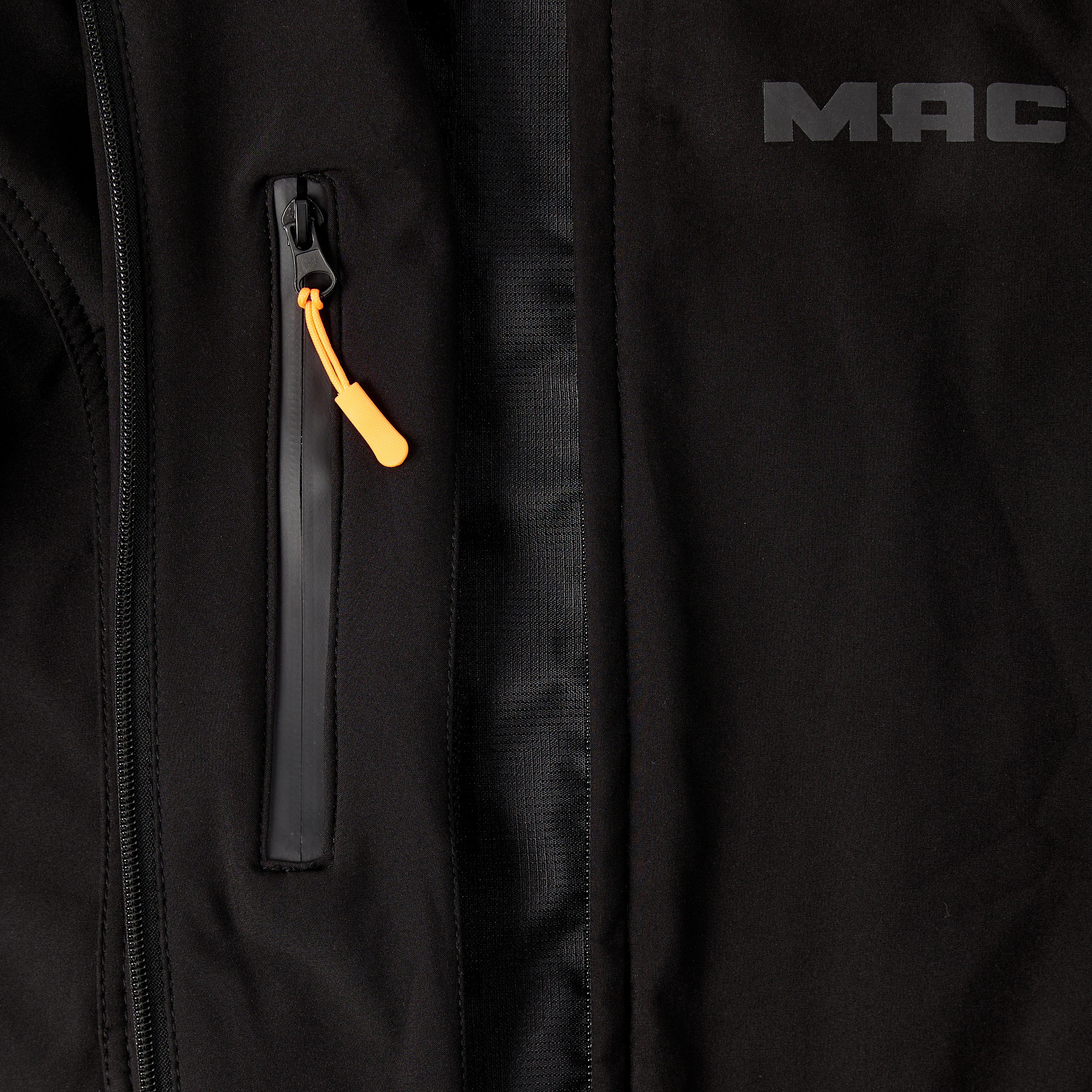 CAMPERA_WINTER_MAC_NEGRA_20245.jpg