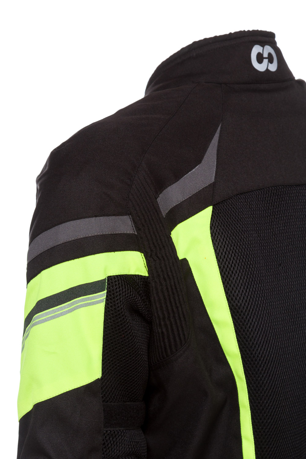 CAMPERA 4S NEGRO FLUO DETALLE 2.jpg