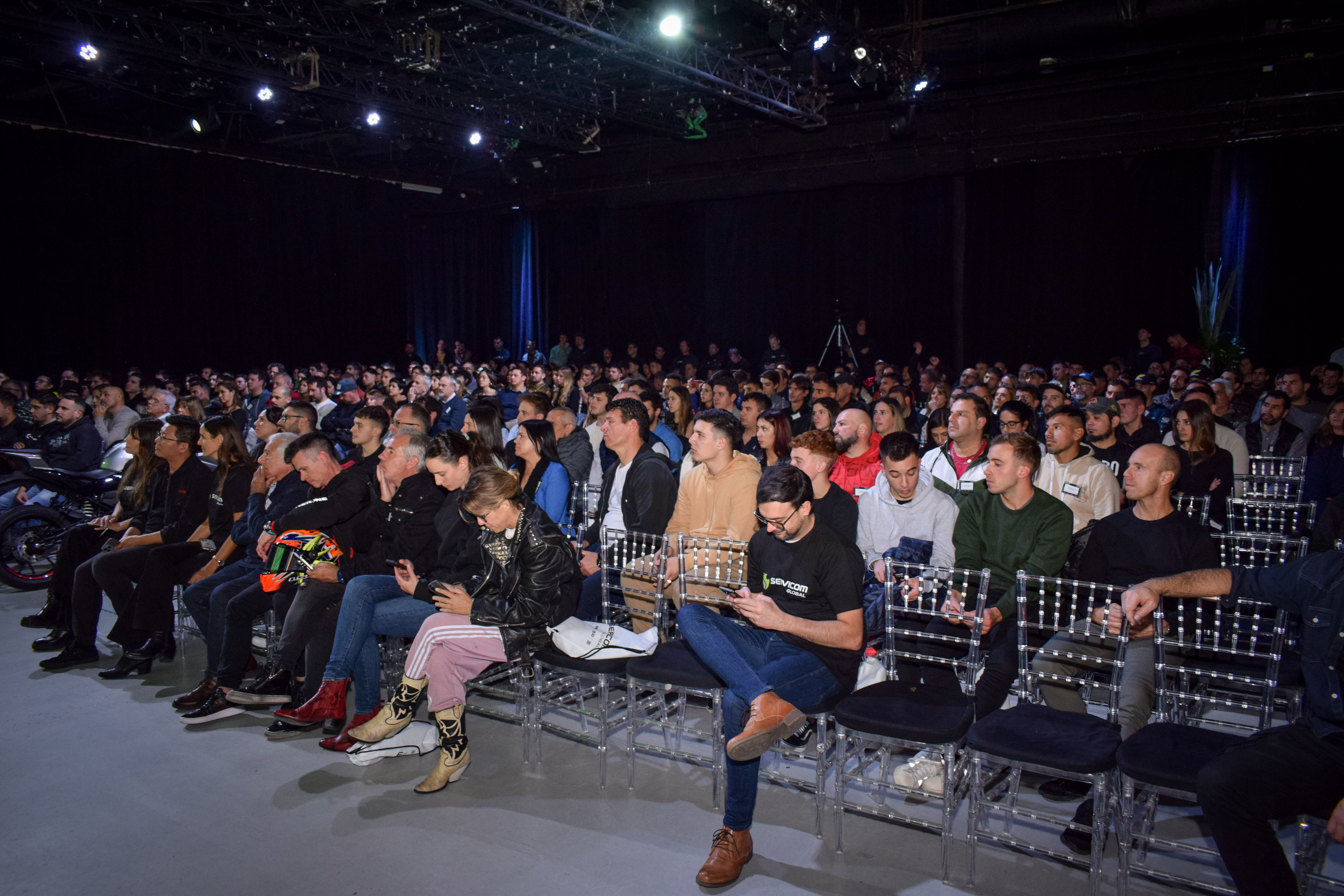 Servicom Global (124).jpg