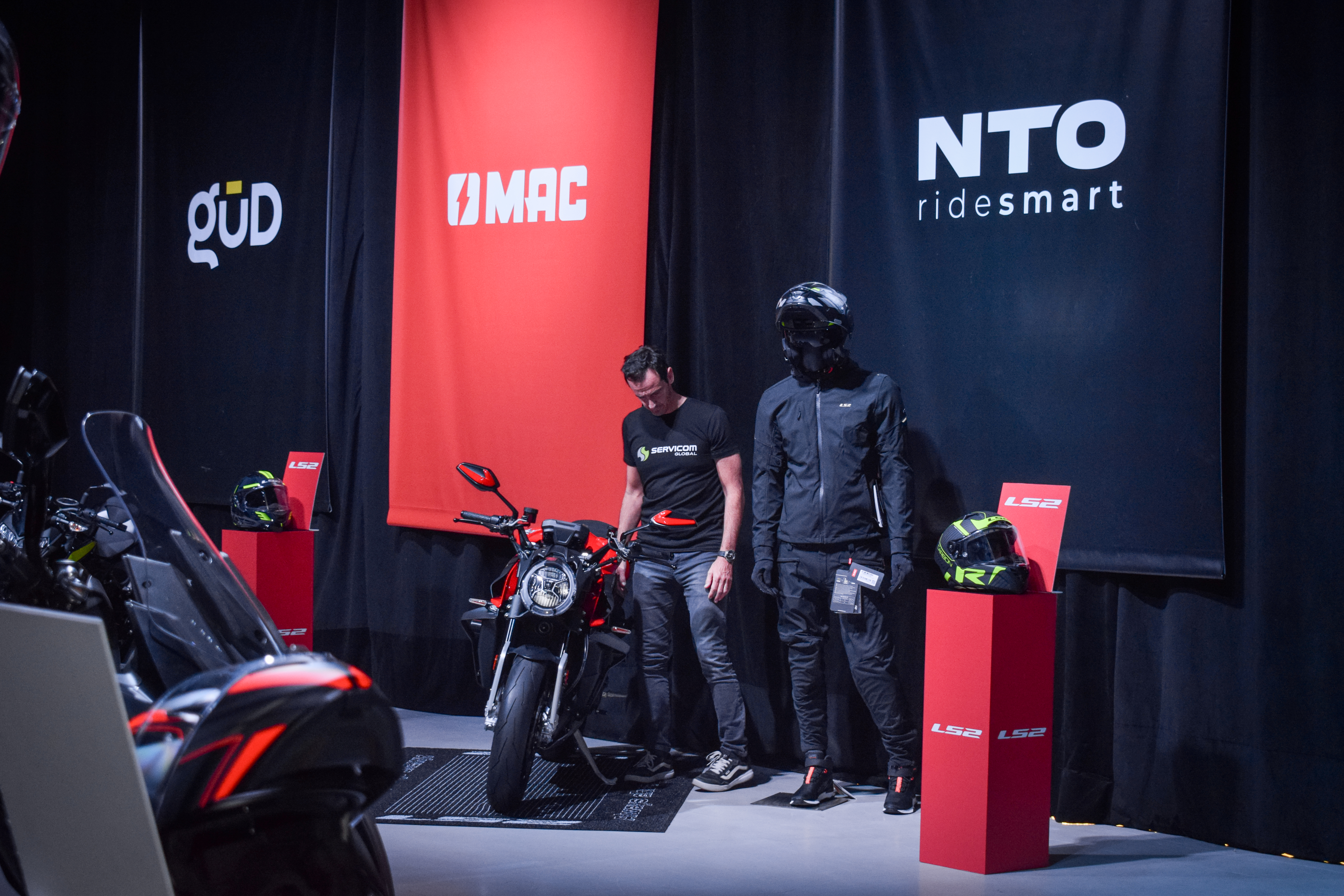 Servicom Global (191).jpg