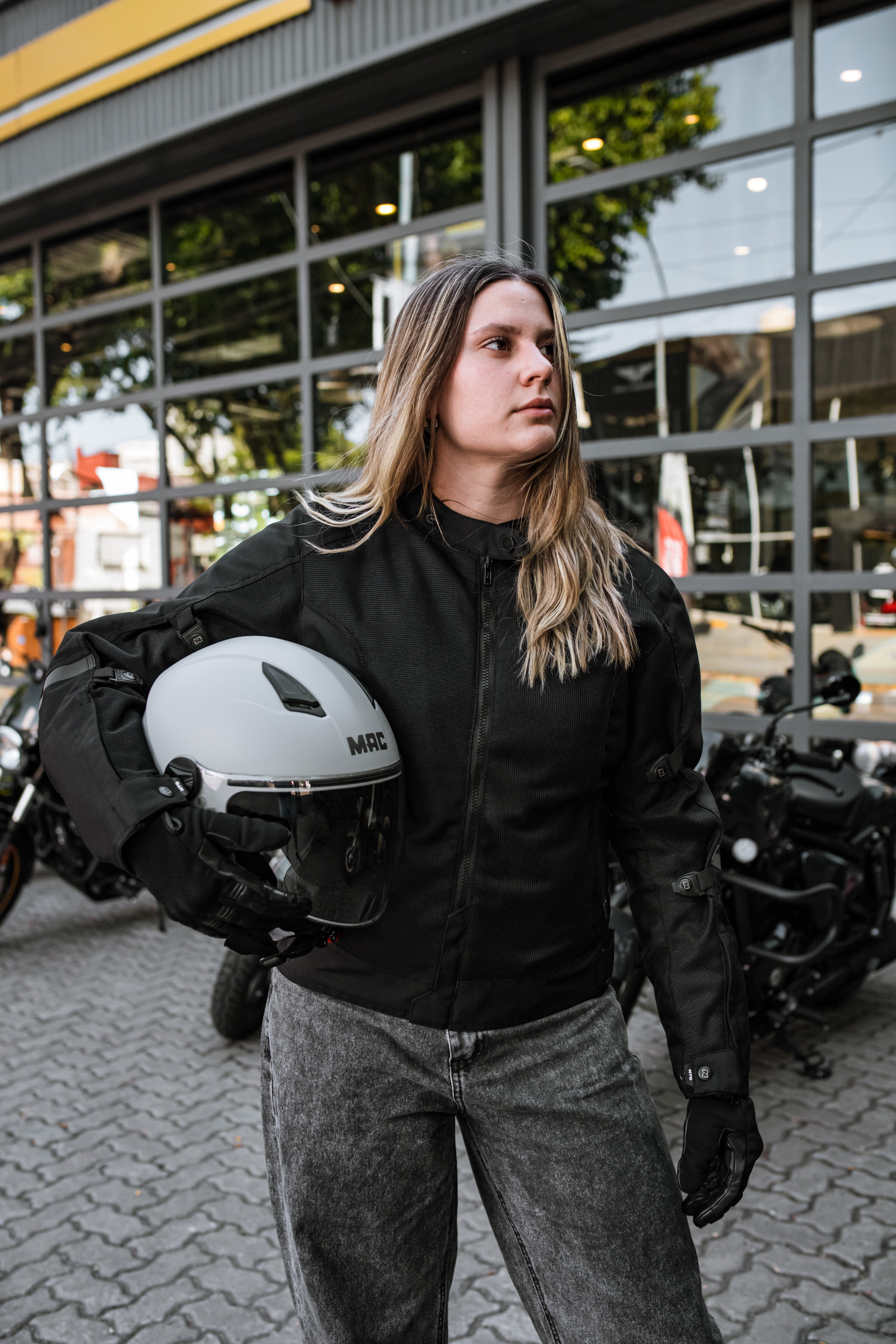 1224.LANZAMIENTOS MAC.230.jpg