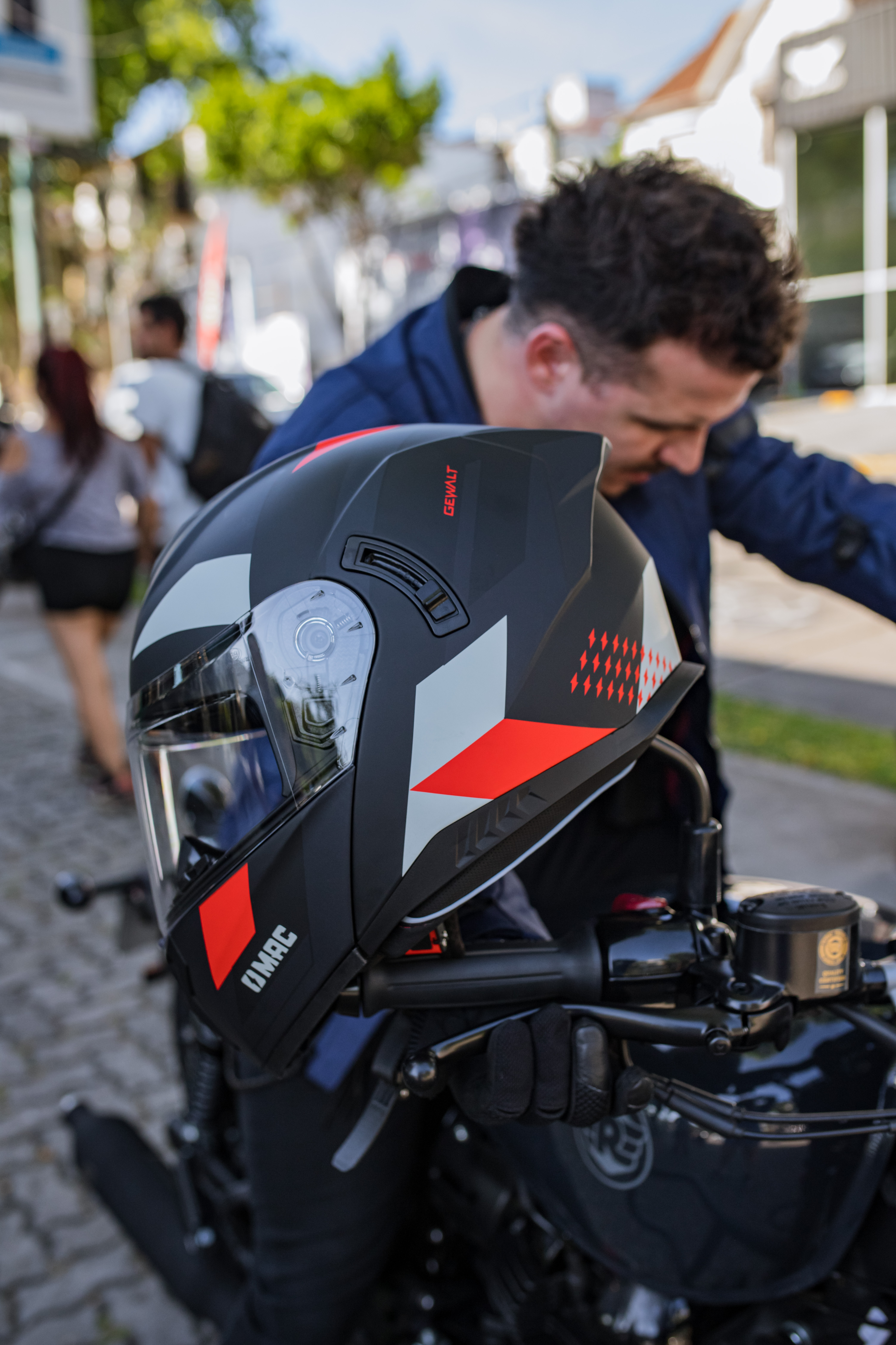 1224.LANZAMIENTOS MAC.180.jpg