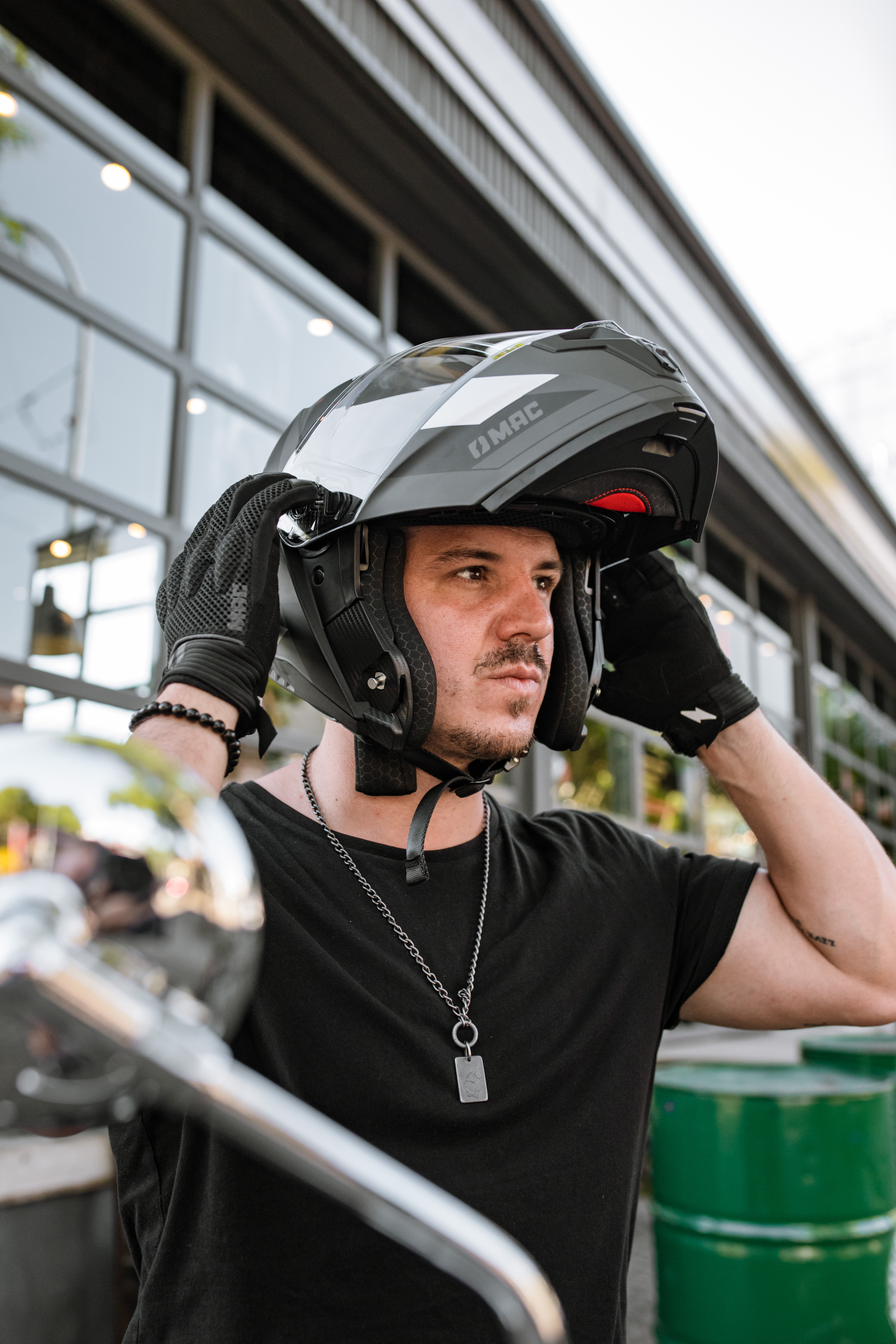 1224.LANZAMIENTOS MAC.440.jpg