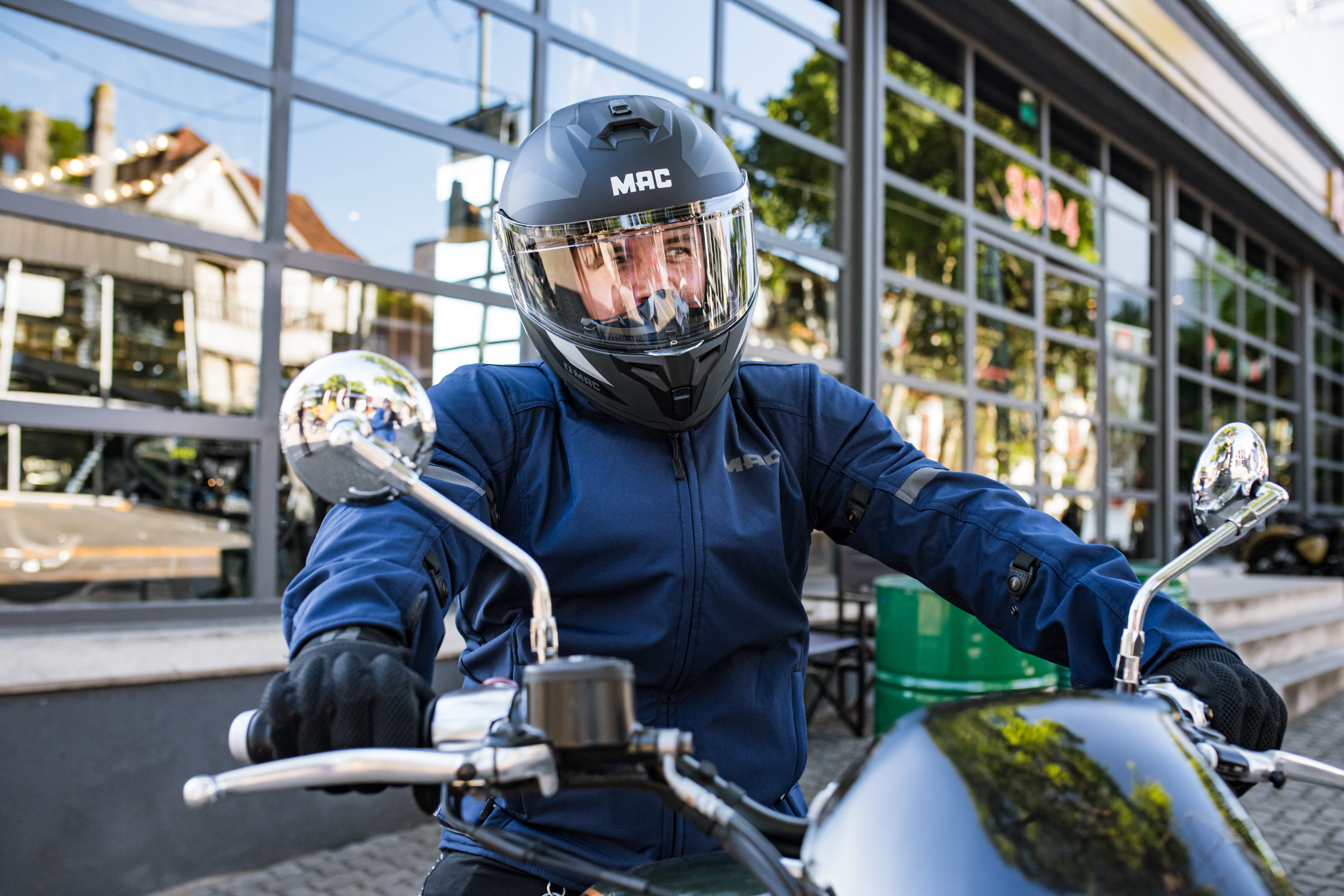 1224.LANZAMIENTOS MAC.500.jpg