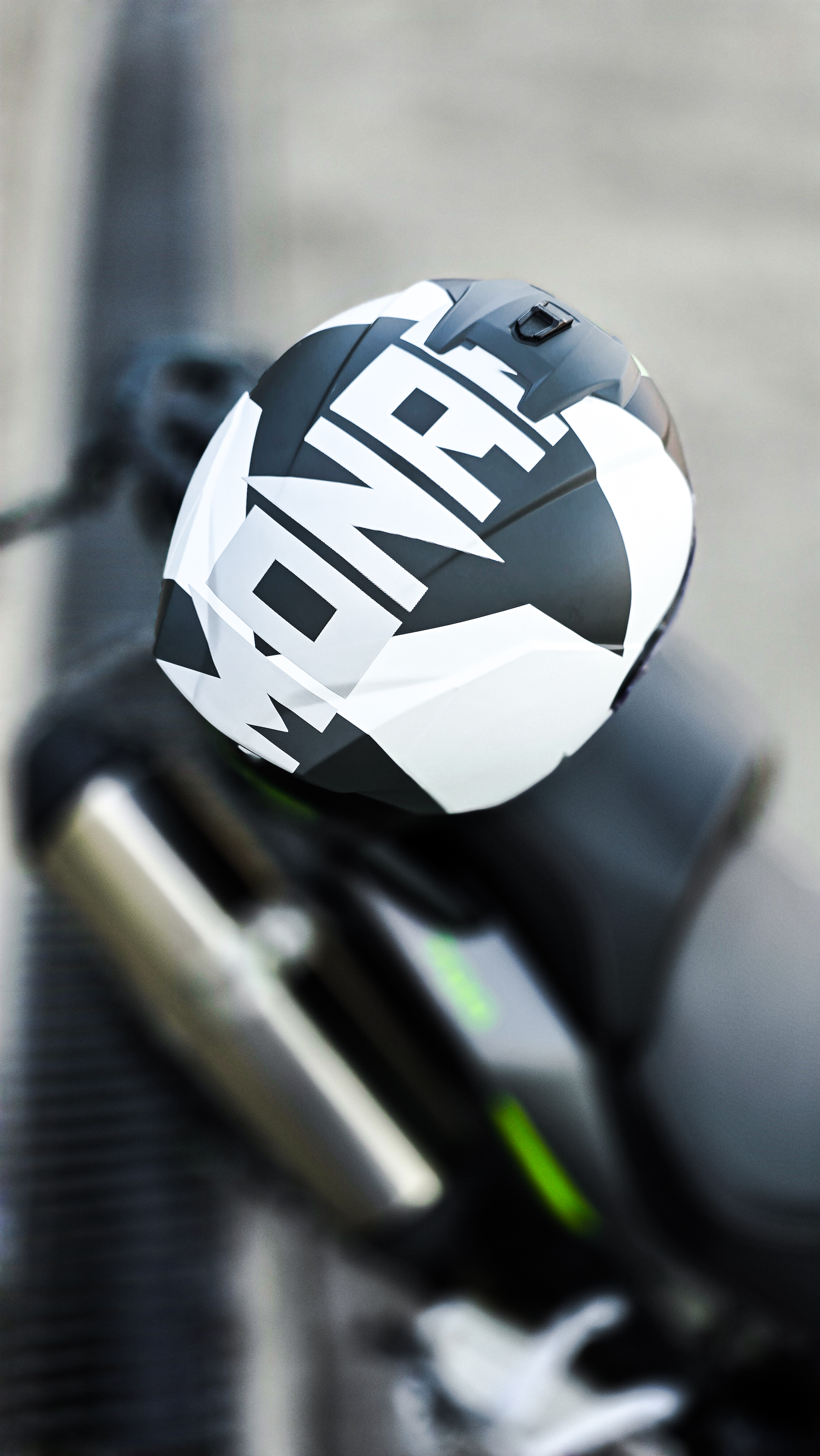 BLAZE MONARCH YLW-03-2.jpg