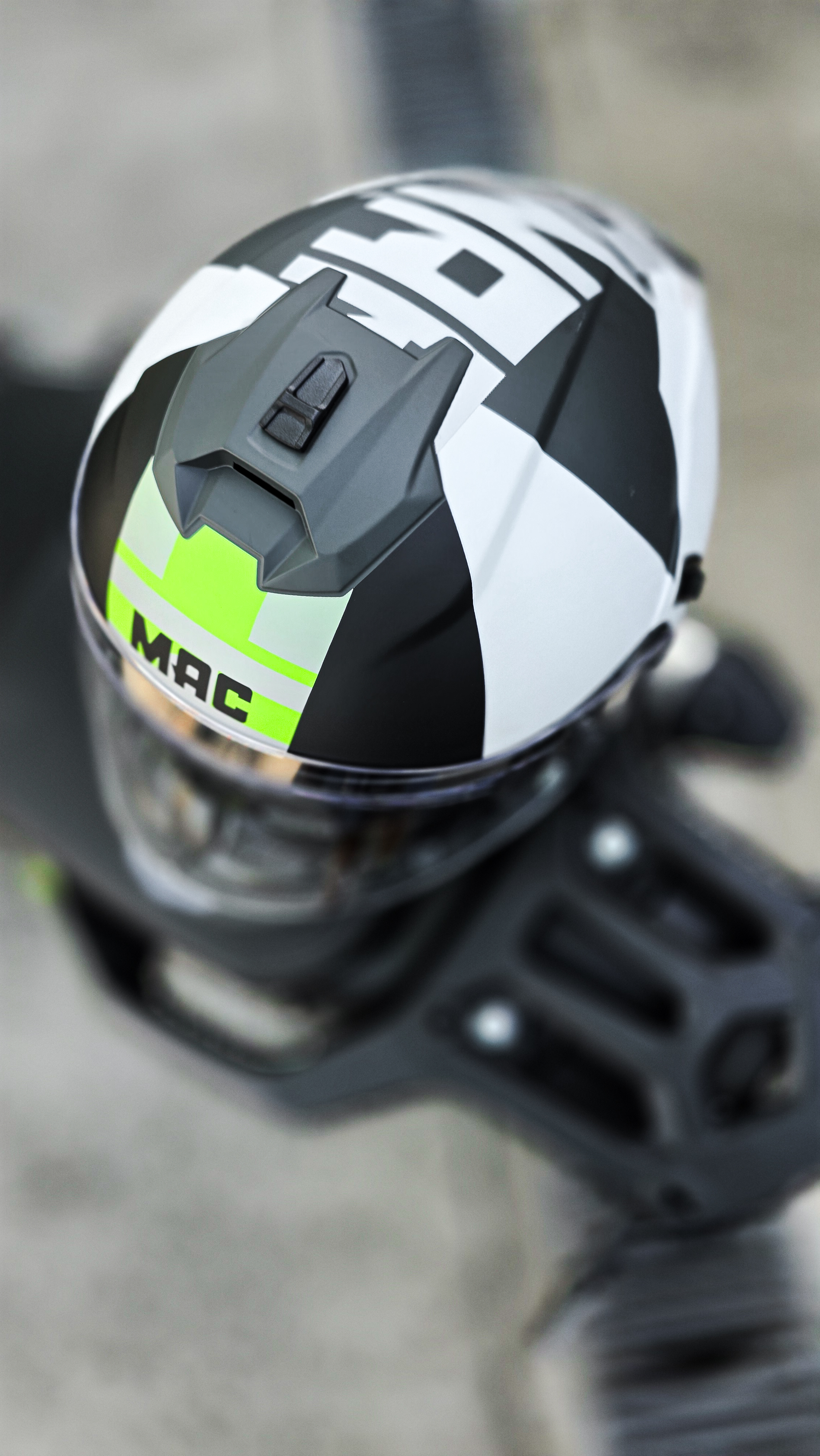 BLAZE MONARCH YLW-04-2.jpg