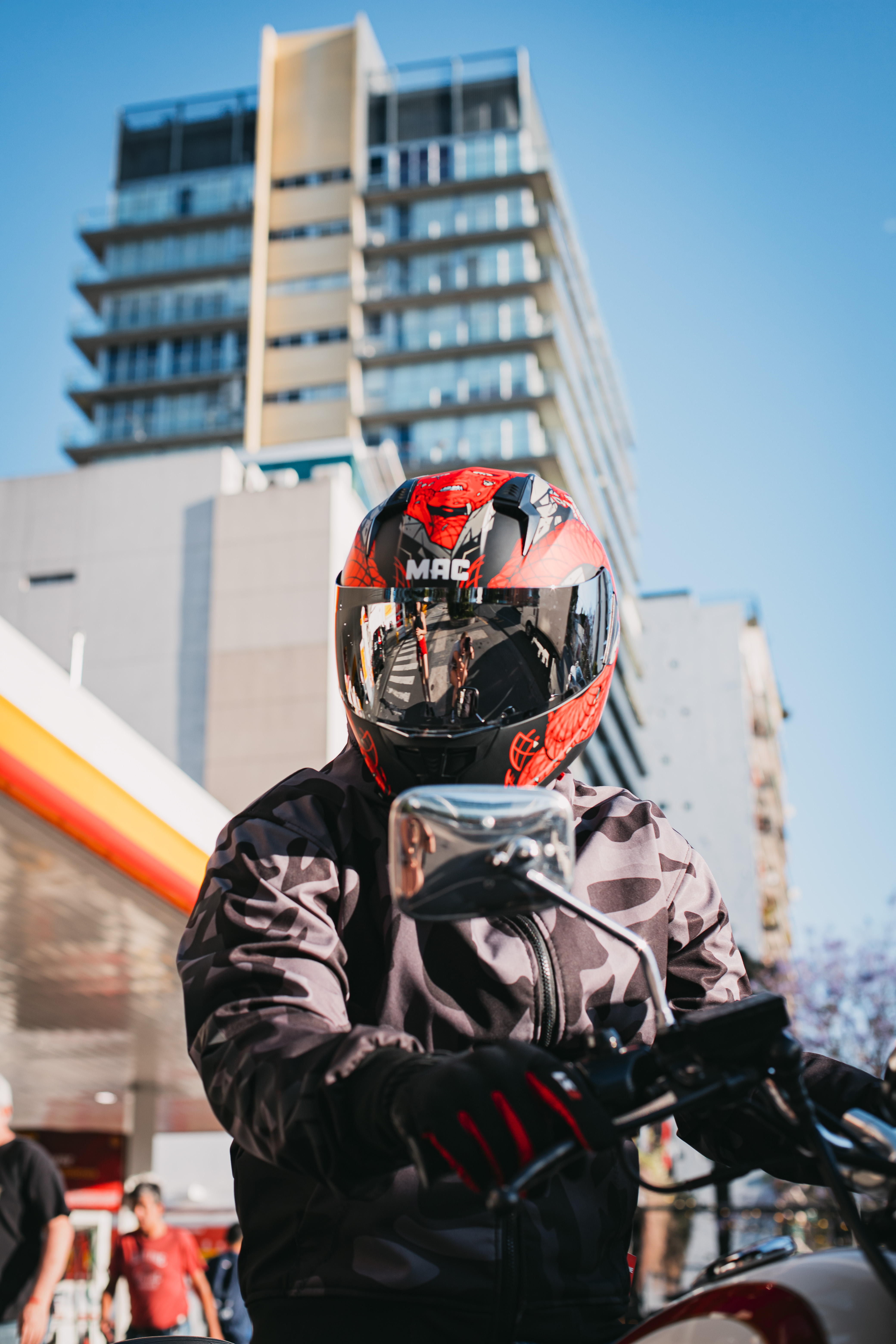 LANZAMIENTO MAC 23.DIAGONAL B.172.jpg