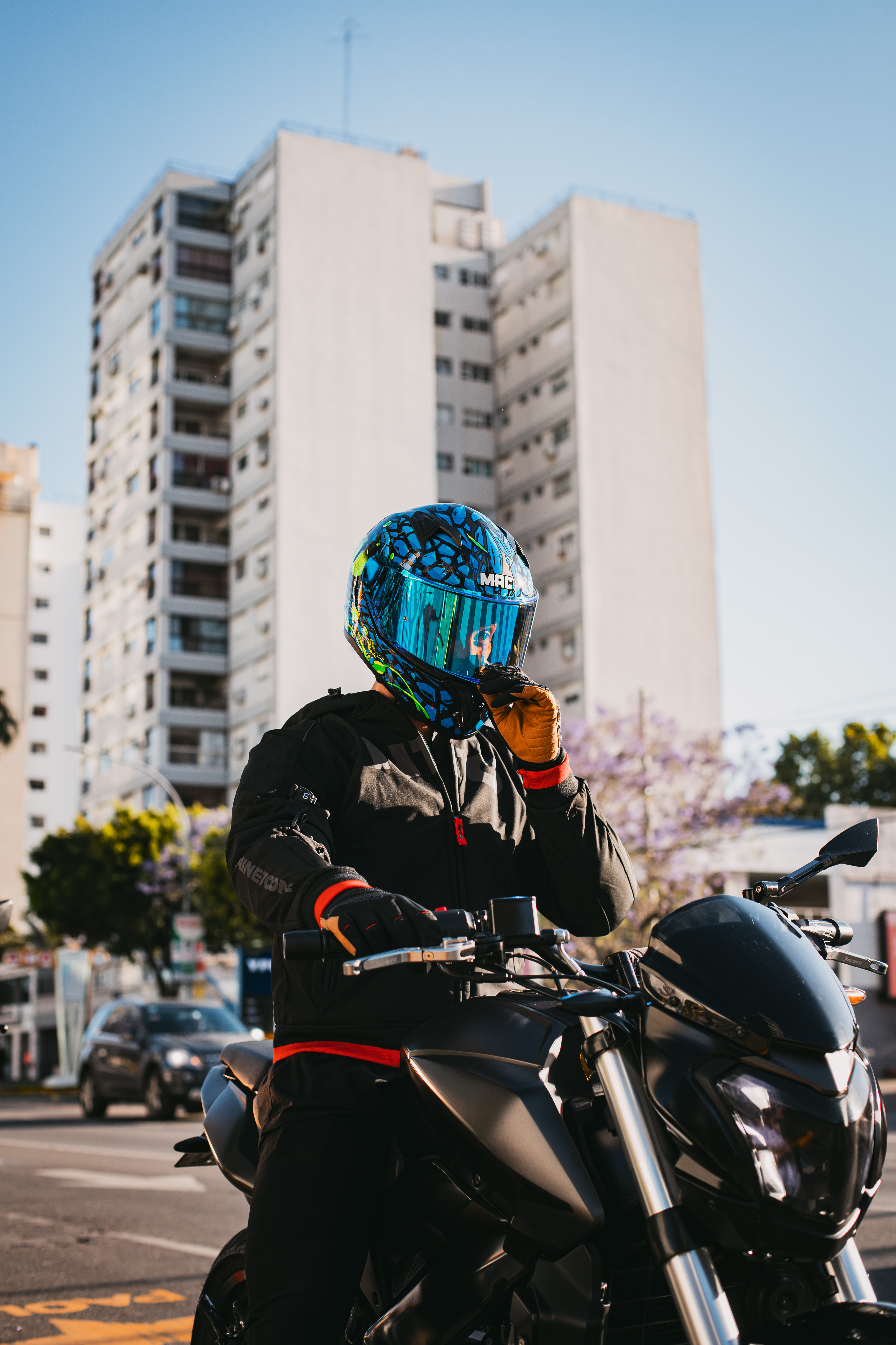 LANZAMIENTO MAC 23.DIAGONAL B.73.jpg