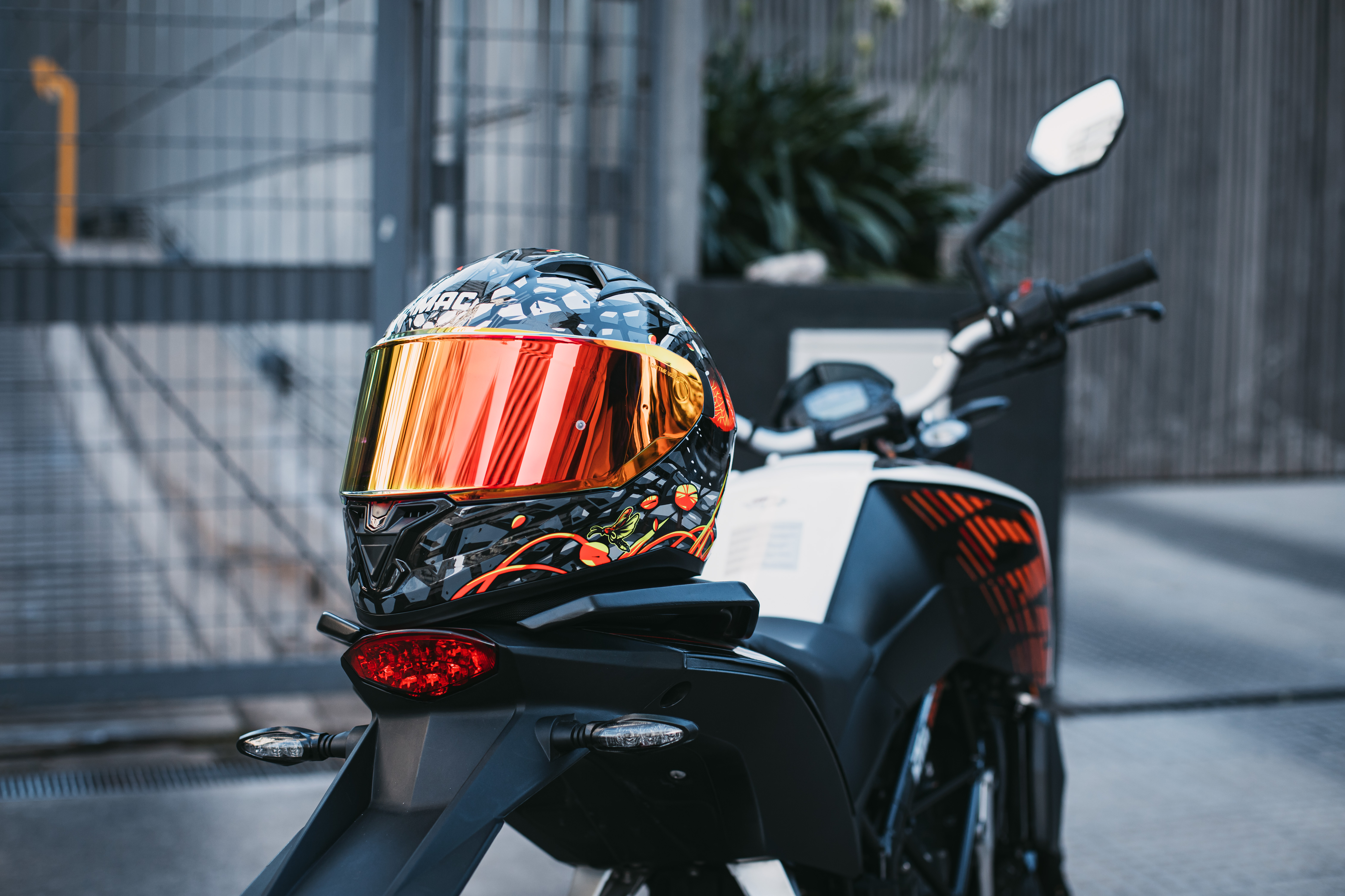 LANZAMIENTO MAC 23.DIAGONAL B.10.jpg